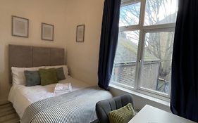 Camberwell Living Studio - Zone 2 London